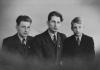 Brødrene John Carlo, Tage Leif og Sven Erling Madsen ca. 1944